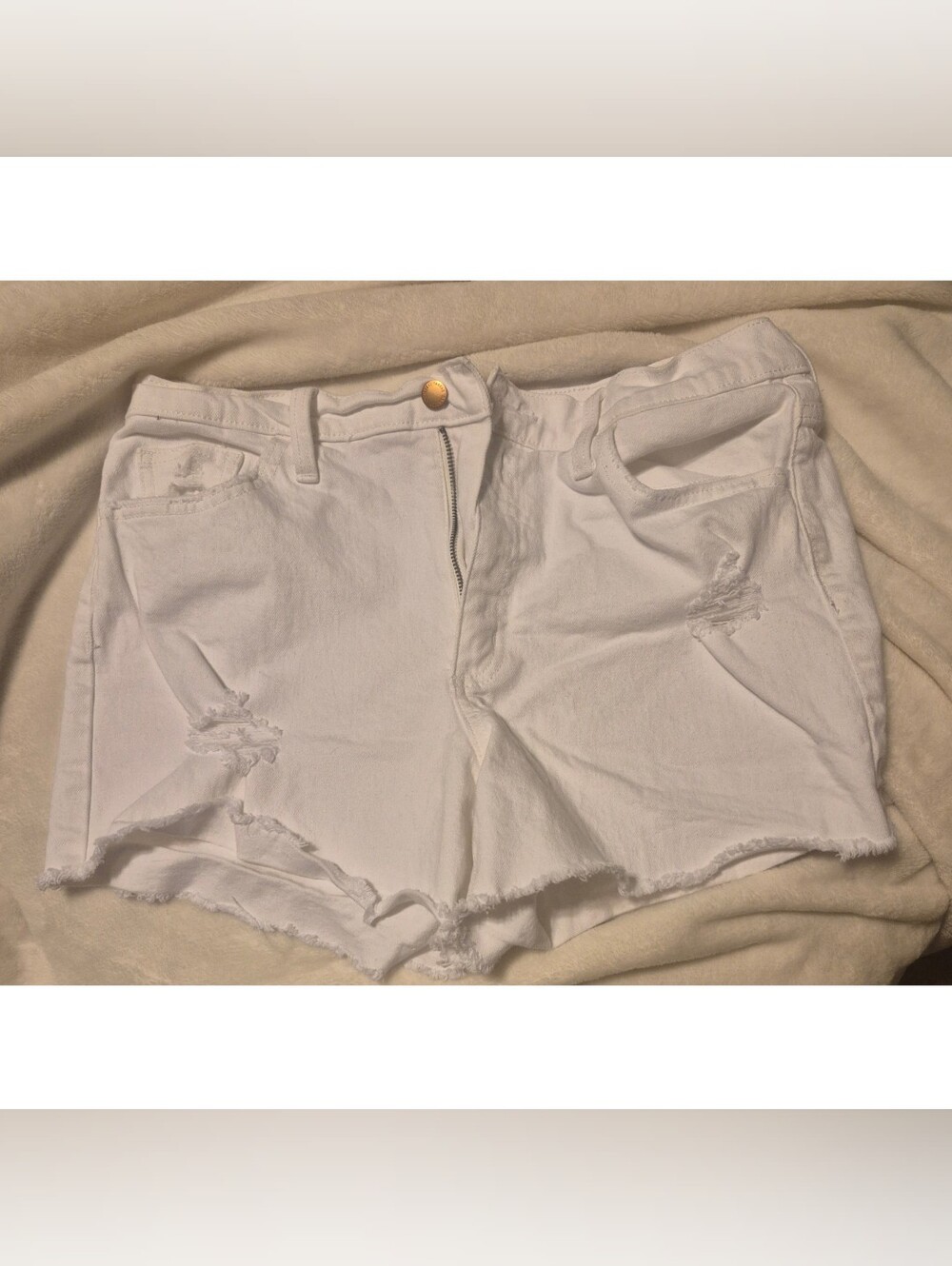 Universal Thread White Distressed Denim Cutoff Shorts